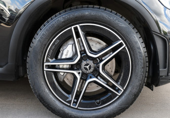 Подержанный автомобиль Mercedes-Benz GLC Coupe 2019 года (25 фото)