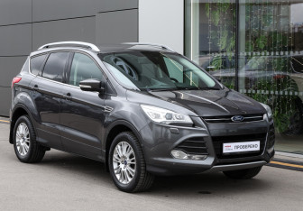 Подержанный автомобиль Ford Kuga 2016 года (3 фото)