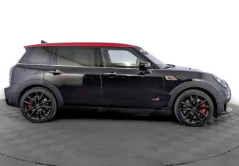 Подержанный автомобиль MINI Clubman Wagon 2021 года (4 фото)