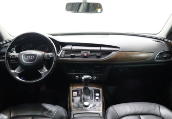 Подержанный автомобиль Audi A6 Sedan 2014 года (15 фото)
