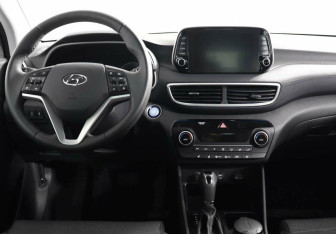 Подержанный автомобиль Hyundai Tucson 2018 года (8 фото)