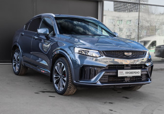 Подержанный автомобиль Geely Tugella 2022 года (3 фото)