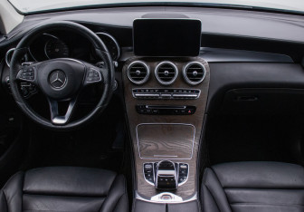 Подержанный автомобиль Mercedes-Benz GLC Coupe 2016 года (13 фото)