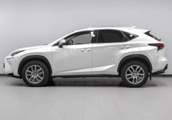 Подержанный автомобиль Lexus NX 2016 года (8 фото)