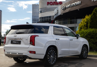 Подержанный автомобиль Hyundai Palisade 2020 года (4 фото)