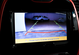 Подержанный автомобиль Renault Kaptur 2018 года (10 фото)