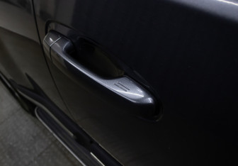 Подержанный автомобиль Toyota Land Cruiser Prado 2010 года (21 фото)