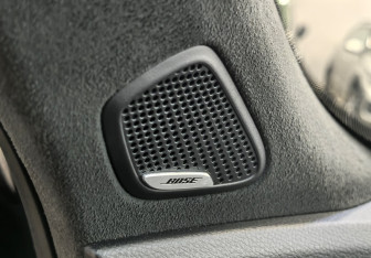 Подержанный автомобиль Geely Monjaro 2024 года (24 фото)