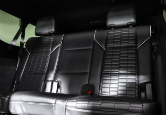 Подержанный автомобиль Cadillac Escalade Suv 2022 года (12 фото)