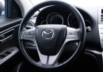 Подержанный автомобиль Mazda 6 Sedan 2008 года (15 фото)