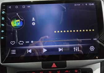 Подержанный автомобиль Volkswagen Passat CC 2011 года (13 фото)