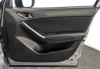 Подержанный автомобиль Mazda CX-5 2016 года (25 фото)