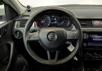 Подержанный автомобиль Skoda Rapid Liftback 2019 года (21 фото)