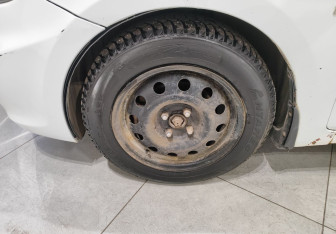 Подержанный автомобиль Hyundai Solaris Sedan 2012 года (11 фото)