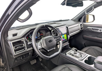 Подержанный автомобиль JAC T9 2024 года (16 фото)