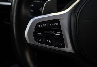 Подержанный автомобиль BMW X3 2023 года (33 фото)