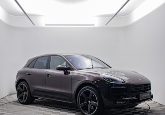 Подержанный автомобиль Porsche Macan 2018 года (3 фото)