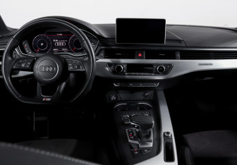 Подержанный автомобиль Audi A5 Liftback 2018 года (12 фото)
