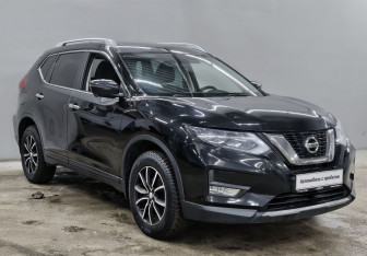 Подержанный автомобиль Nissan X-Trail 2020 года (3 фото)