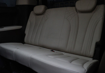 Подержанный автомобиль FAW Bestune M9 2023 года (11 фото)