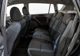 Подержанный автомобиль Toyota Verso 2014 года (18 фото)