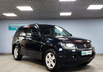 Подержанный автомобиль Suzuki Grand Vitara 2007 года (3 фото)