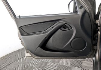 Подержанный автомобиль LADA (ВАЗ) Granta Sedan 2020 года (19 фото)