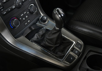 Подержанный автомобиль Chevrolet Captiva 2013 года (13 фото)