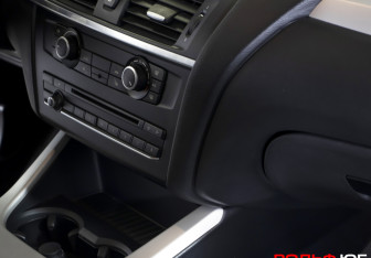 Подержанный автомобиль BMW X3 2012 года (16 фото)