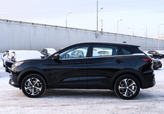 Подержанный автомобиль JAC JS6 2022 года (8 фото)