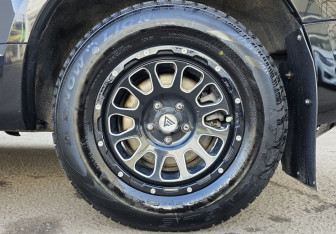 Подержанный автомобиль Mitsubishi Delica D:5 2019 года (21 фото)