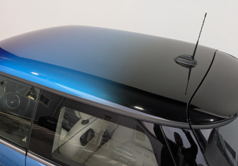 Подержанный автомобиль MINI Hatch 2021 года (27 фото)