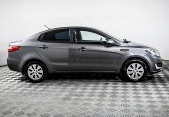 Подержанный автомобиль Kia Rio Sedan 2012 года (4 фото)