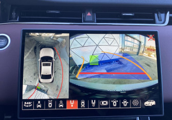 Подержанный автомобиль Land Rover Range Rover Evoque 2025 года (25 фото)