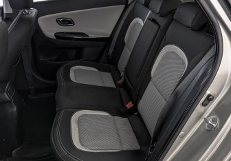 Подержанный автомобиль Kia Ceed Hatchback 2014 года (18 фото)