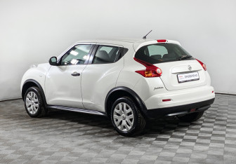 Подержанный автомобиль Nissan Juke 2014 года (7 фото)