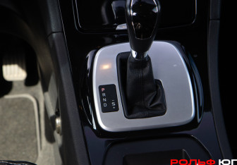 Подержанный автомобиль Ford Galaxy 2012 года (13 фото)