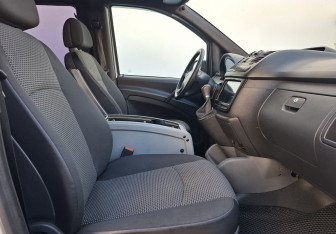 Подержанный автомобиль Mercedes-Benz Vito 2014 года (10 фото)