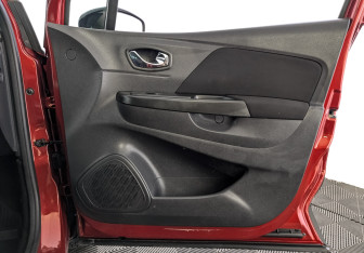 Подержанный автомобиль Renault Kaptur 2020 года (25 фото)