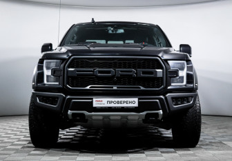 Подержанный автомобиль Ford F-150 2020 года (2 фото)