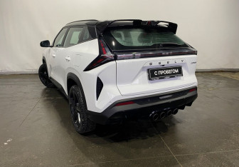 Подержанный автомобиль Geely Cityray 2024 года (7 фото)