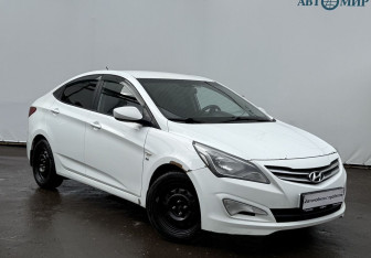 Подержанный автомобиль Hyundai Solaris Sedan 2015 года (3 фото)