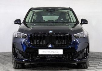 Новый BMW X1 2025 (3 фото)