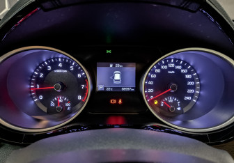 Подержанный автомобиль Kia Ceed Hatchback 2019 года (16 фото)