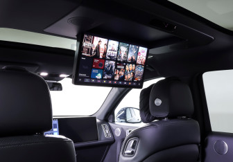 Подержанный автомобиль LiXiang L7 2023 года (21 фото)