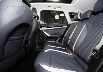 Новый Geely Atlas 2025 (30 фото)