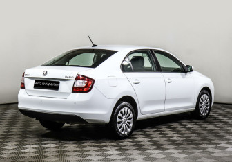 Подержанный автомобиль Skoda Rapid Liftback 2019 года (3 фото)