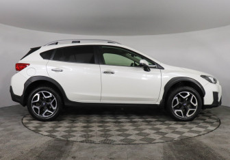 Подержанный автомобиль Subaru XV 2019 года (4 фото)