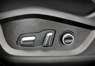 Подержанный автомобиль Exeed LX 2023 года (21 фото)