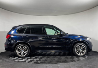 Подержанный автомобиль BMW X5 2018 года (6 фото)